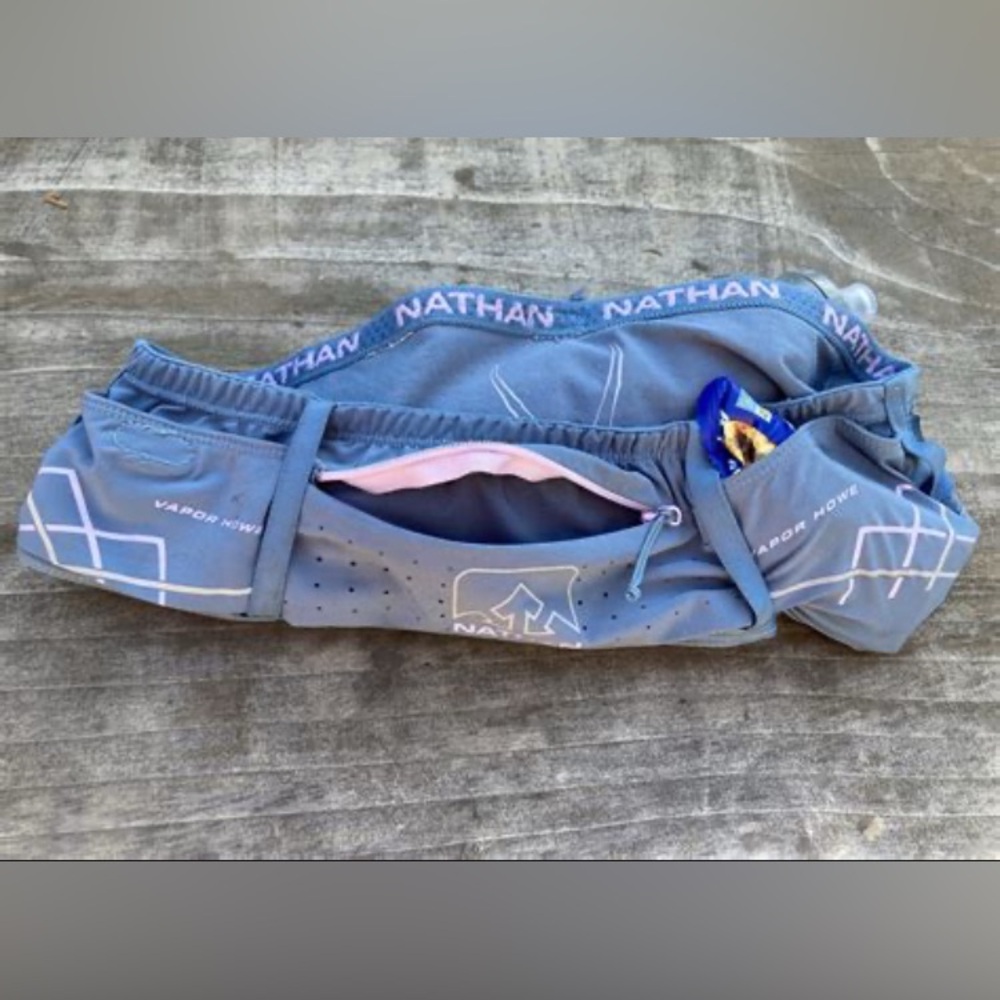 Nathan VaporHowe Waist Pack NWT L/XL